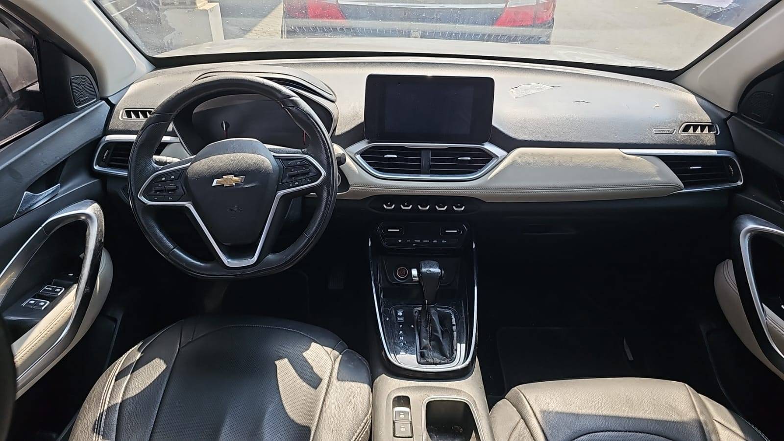 2023 CHEVROLET CAPTIVA — 68633 KM — Lot B054458 — Souq - Marhaba Auctions Used Cars - Image 6
