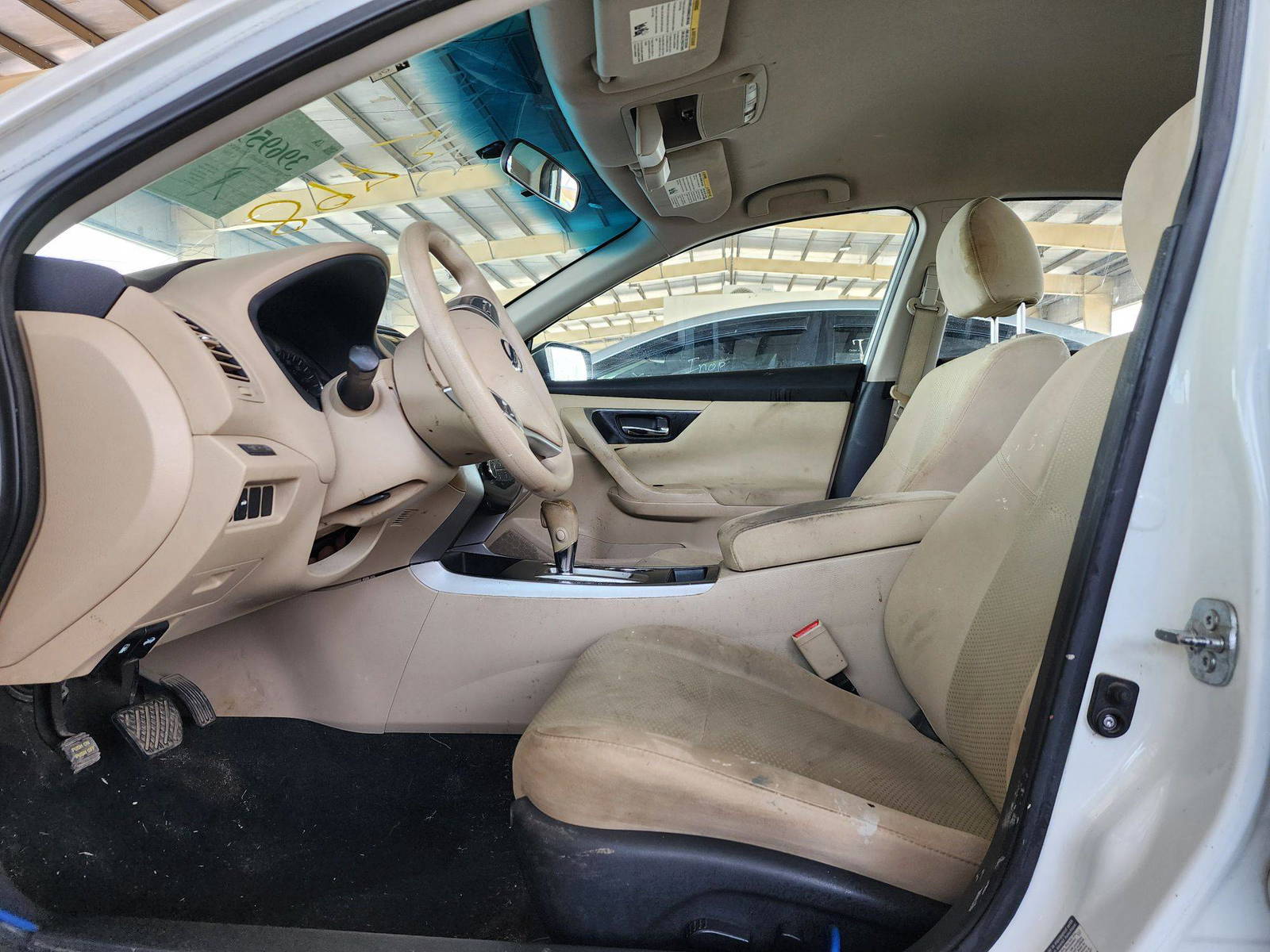 2015 NISSAN ALTIMA — 166265 Miles — Lot 39695955 — Souq - Marhaba Auctions Used Cars - Image 8