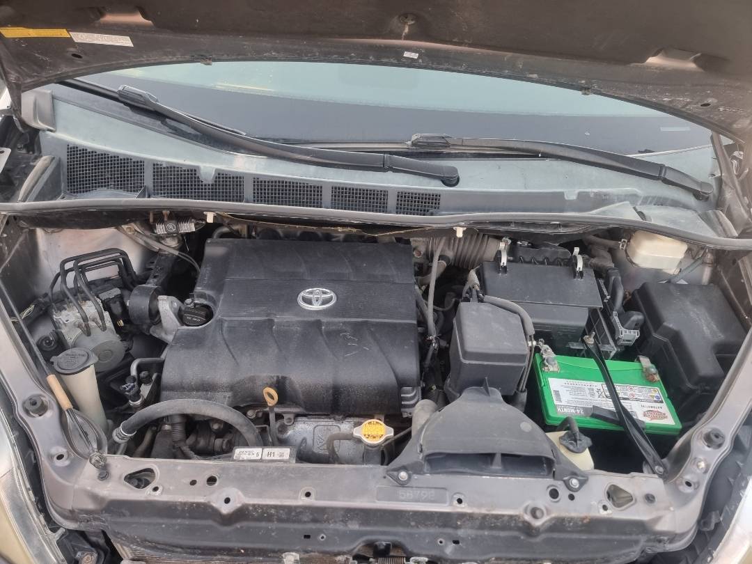TOYOTA SIENNA 2011 - Marhaba Auctions Used Cars - Image 8