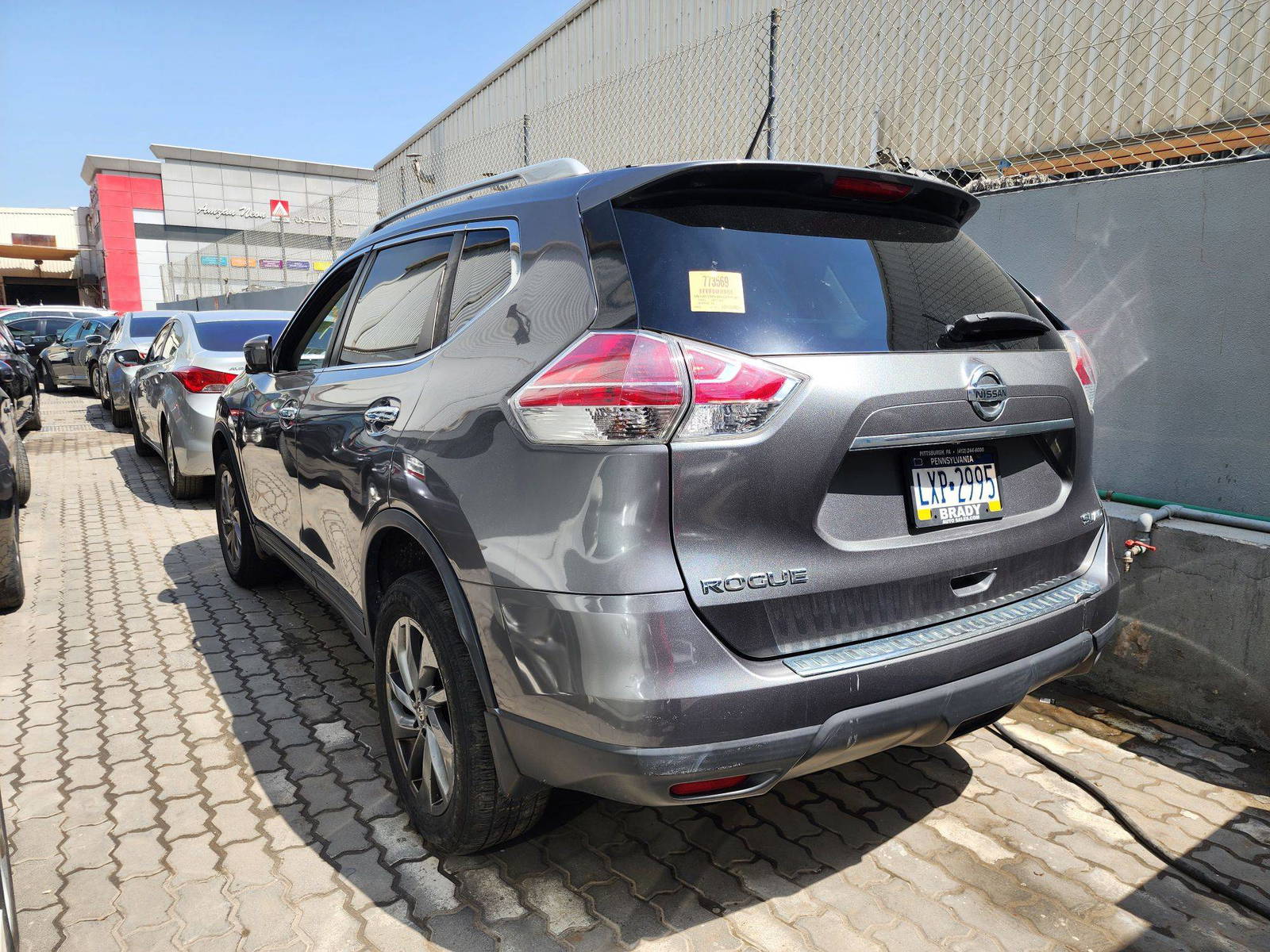 2016 NISSAN ROGUE — 133301 Miles — Lot 773569 — Al Quoz - Marhaba Auctions Used Cars - Image 5