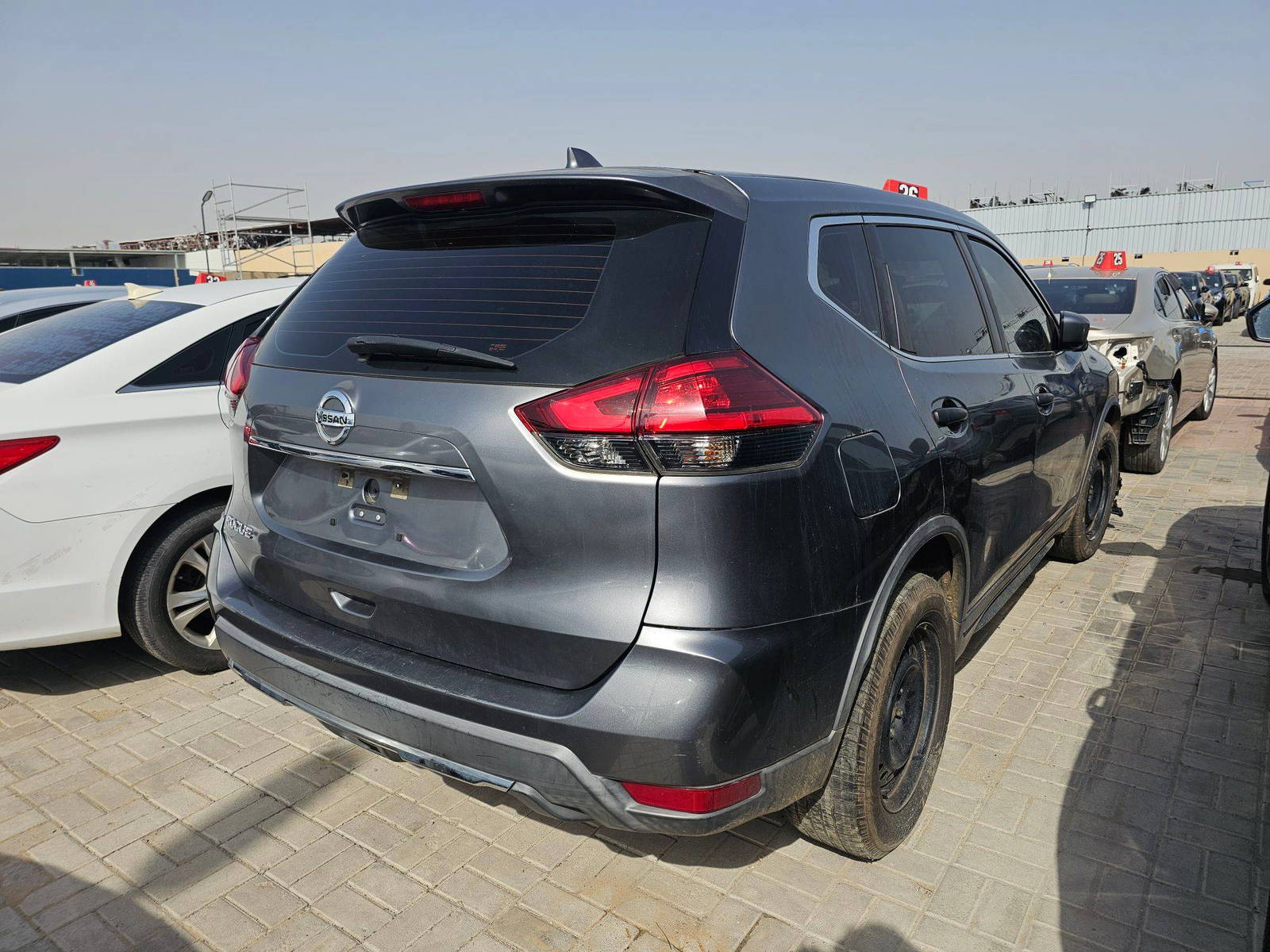NISSAN ROGUE 2017 - Marhaba Auction Used Cars - Image 3