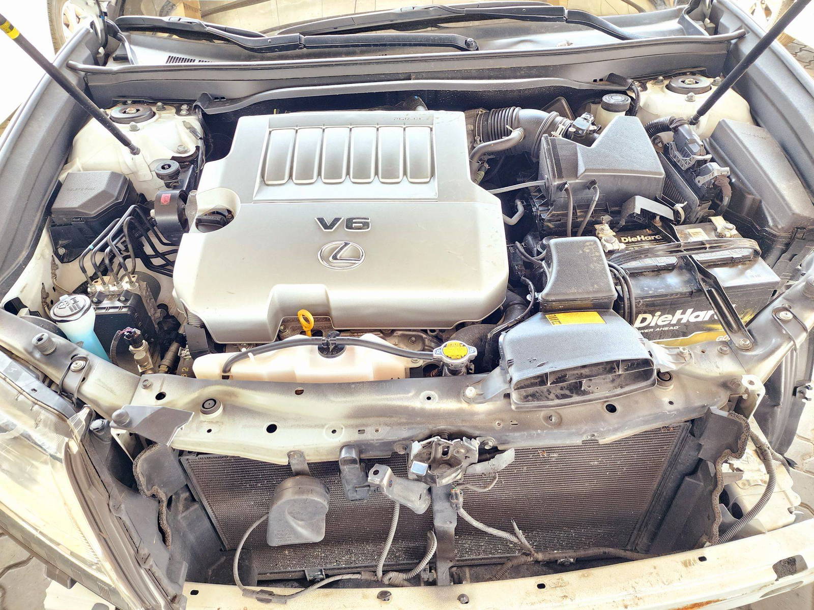 2013 LEXUS ES 350 — 128737 Miles — Lot 41065571 — Souq - Marhaba Auctions Used Cars - Image 12