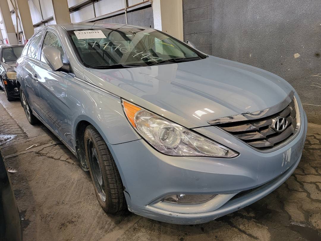2011 HYUNDAI SONATA — 193113 Miles — Lot 37476944 - Marhaba Auctions Used Cars - Image 4