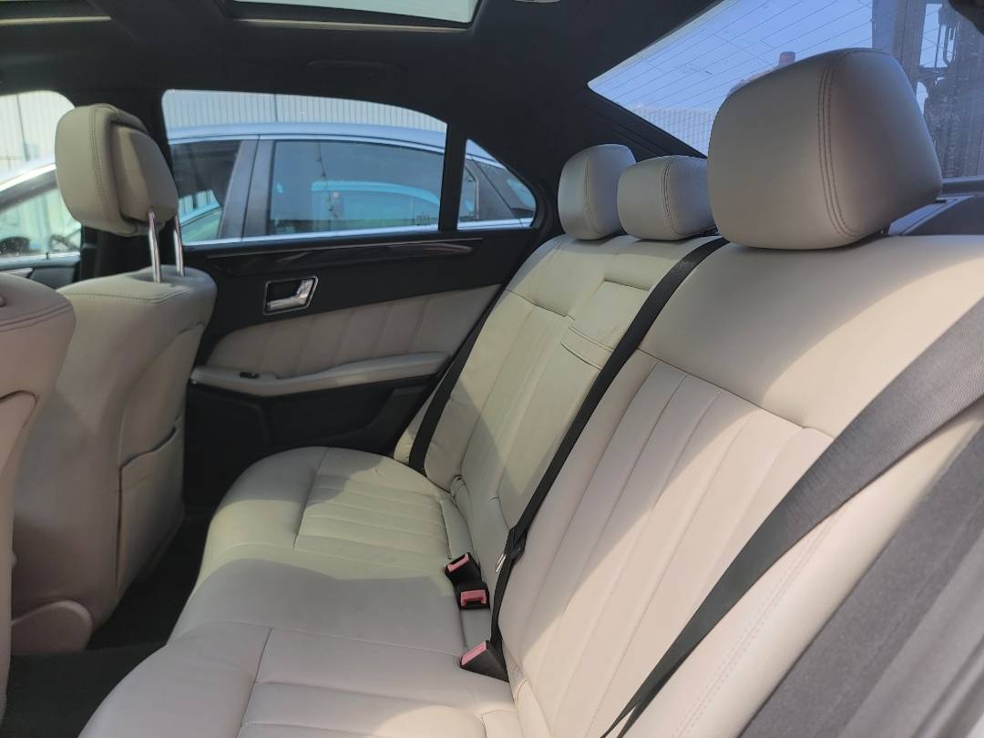 2010 MERCEDES BENZ E 350 — 179261 Miles — Lot 35679846 — Main - Marhaba Auctions Used Cars - Image 6