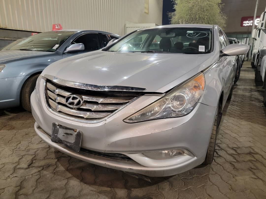 2012 HYUNDAI SONATA — 129093 Miles — Lot 73379194 — Main - Marhaba Auctions Used Cars - Image 5