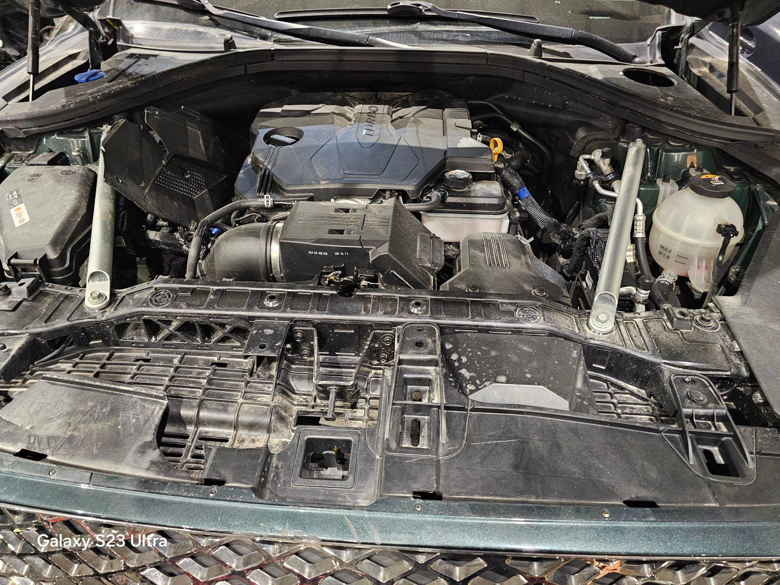 GENESIS GV70 2022 - Marhaba Auction Used Cars - Image 11