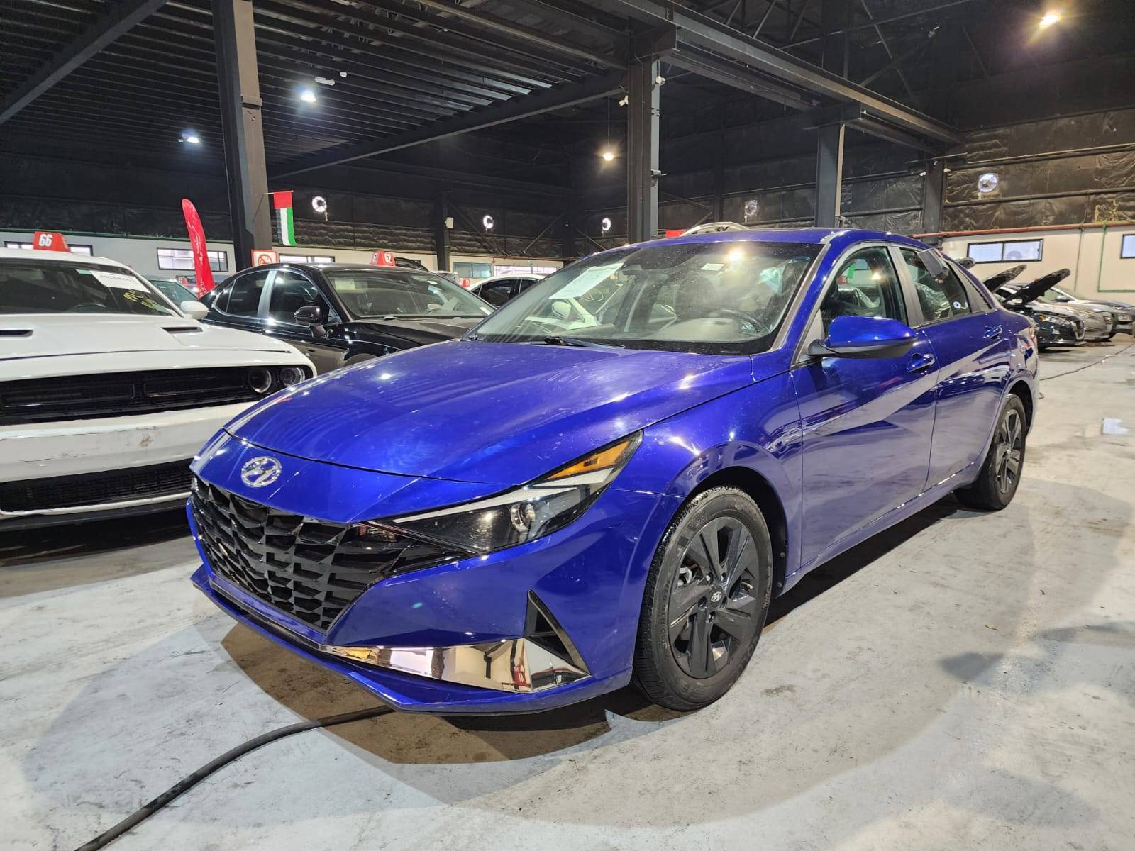2021 HYUNDAI ELANTRA — 32199 KM — Lot MU076907 — Al Quoz - Marhaba Auctions Used Cars - Image 3