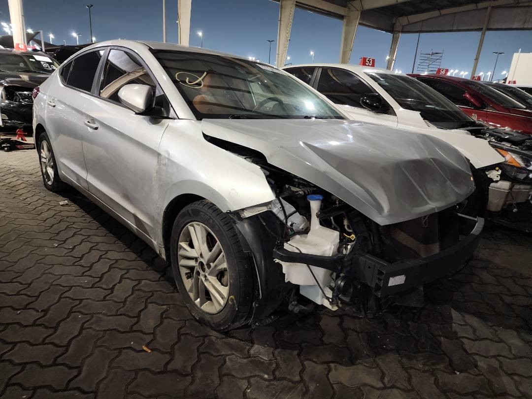 2019 HYUNDAI ELANTRA — 71290 Miles — Lot 72734113 - Marhaba Auctions Used Cars - Image 6
