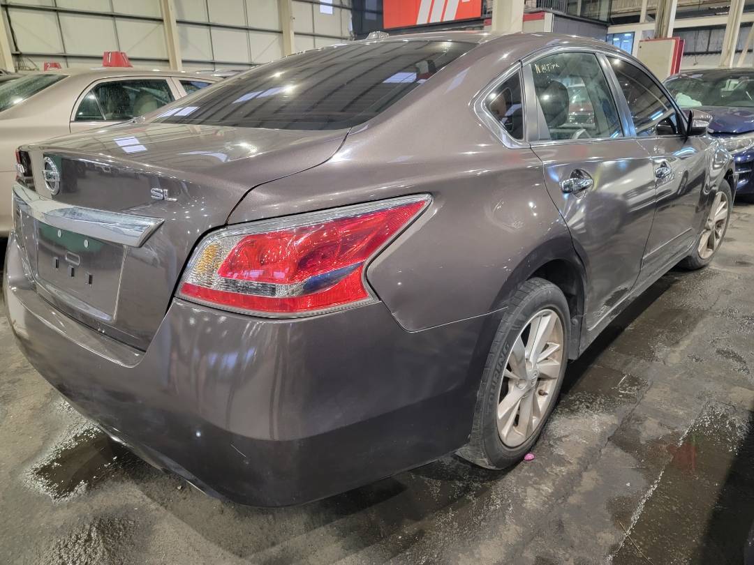 2015 NISSAN ALTIMA — 191504 Miles — Lot 38102318 - Marhaba Auctions Used Cars - Image 4