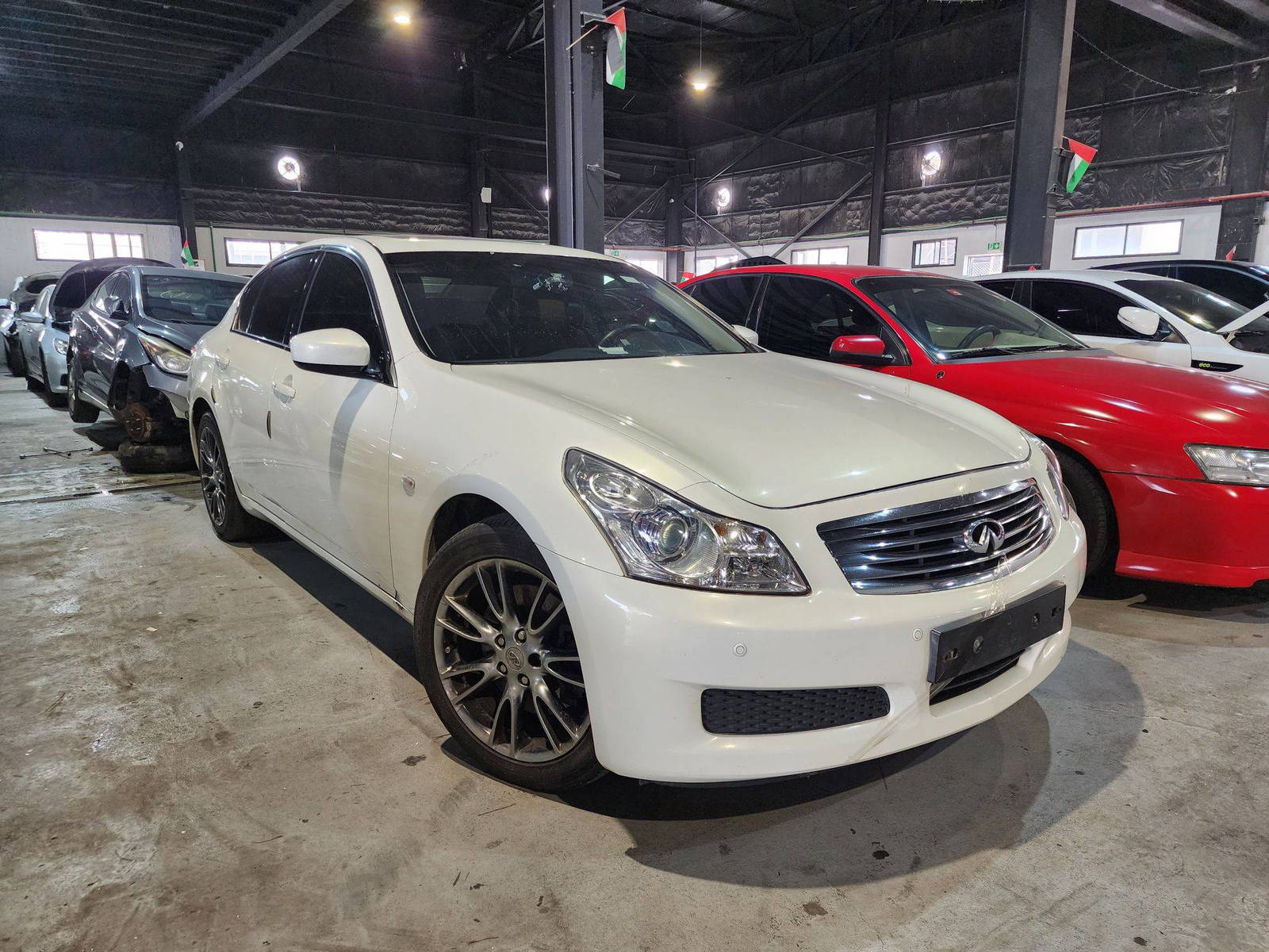 2009 INFINITI G37 — 159544 KM — Lot 401055 — Al Quoz - Marhaba Auctions Used Cars - Image 3
