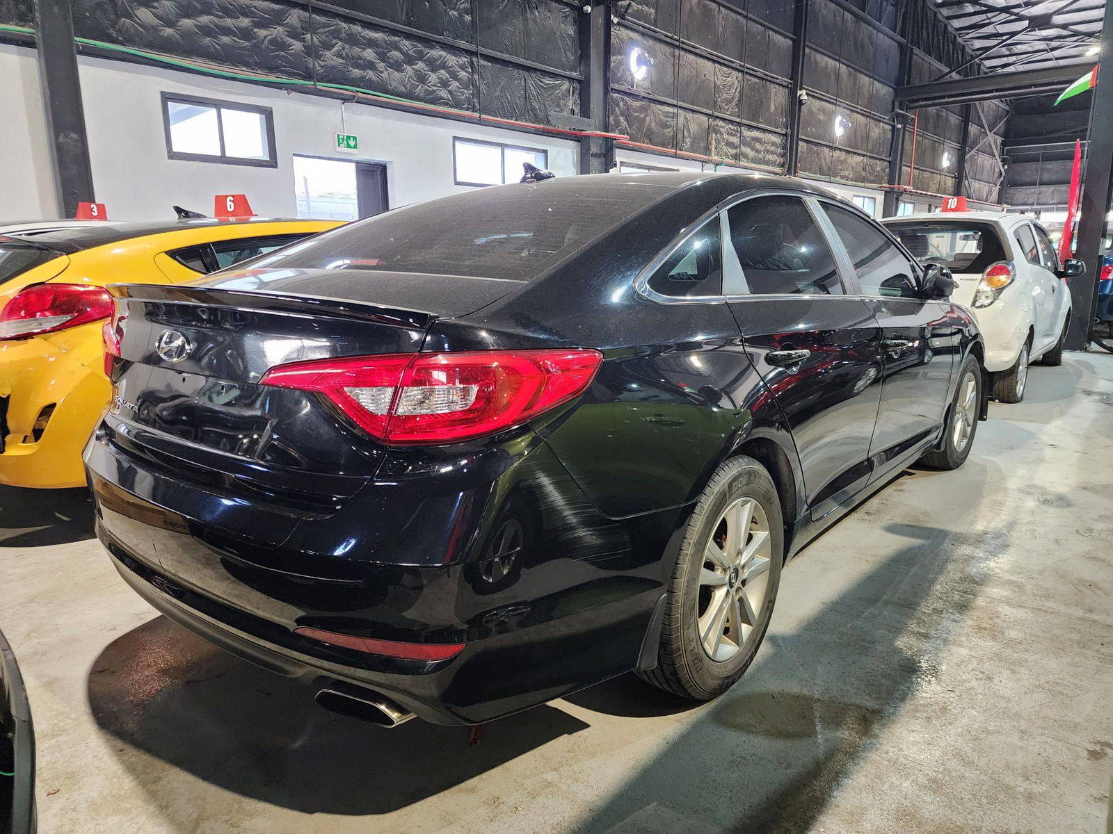 2017 HYUNDAI SONATA — 104617 Miles — Lot 475512 — Al Quoz - Marhaba Auctions Used Cars - Image 3