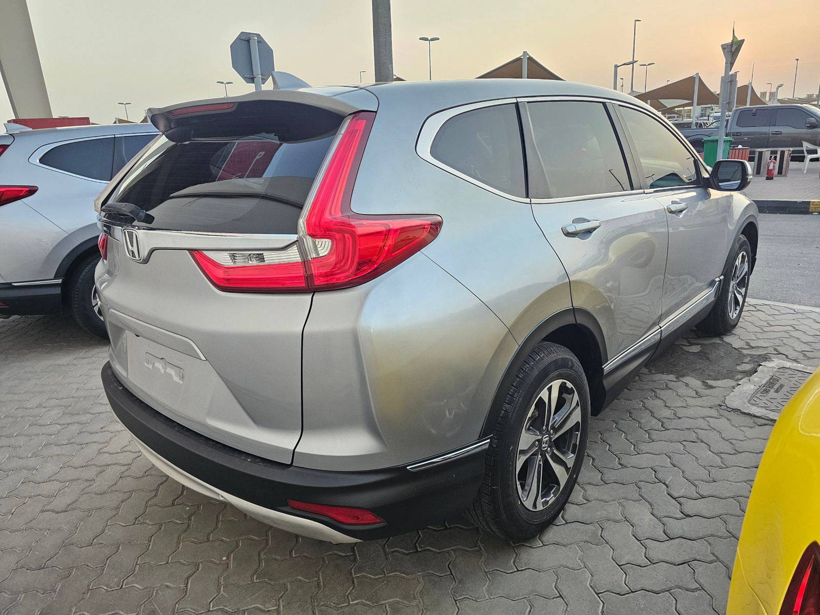 HONDA CR-V 2017 - Marhaba Auction Used Cars - Image 5