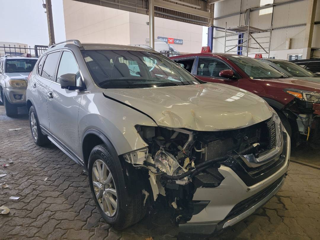 2017 NISSAN ROGUE — 112950 Miles — Lot 582270 — Main - Marhaba Auctions Used Cars - Image 4