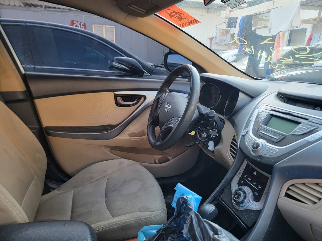 2011 HYUNDAI ELANTRA — 171009 Miles — Lot 70872153 - Marhaba Auctions Used Cars - Image 9