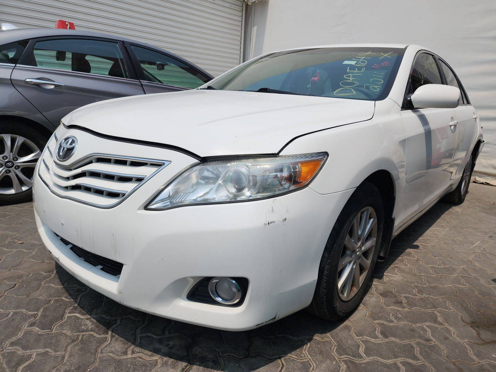 2011 TOYOTA CAMRY — 208507 KM — Lot 3057 — Souq - Marhaba Auctions Used Cars - Image 3