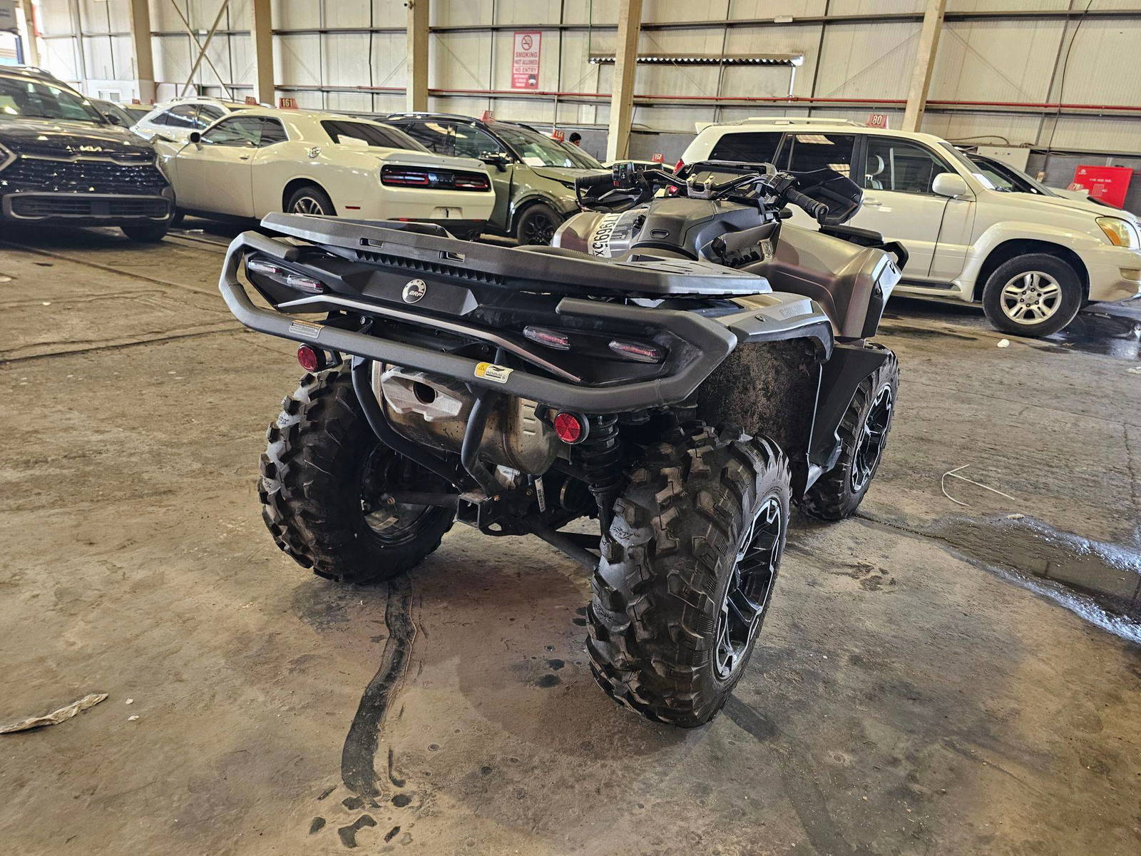 2025 CAN-AM OUTLANDER X MR 1000R — 108 Miles — Lot 00147 — Main - Marhaba Auctions Used Cars - Image 4