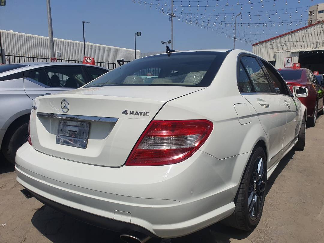 2011 MERCEDES BENZ C300 — 183882 Miles — Lot R148915 - Marhaba Auctions Used Cars - Image 3