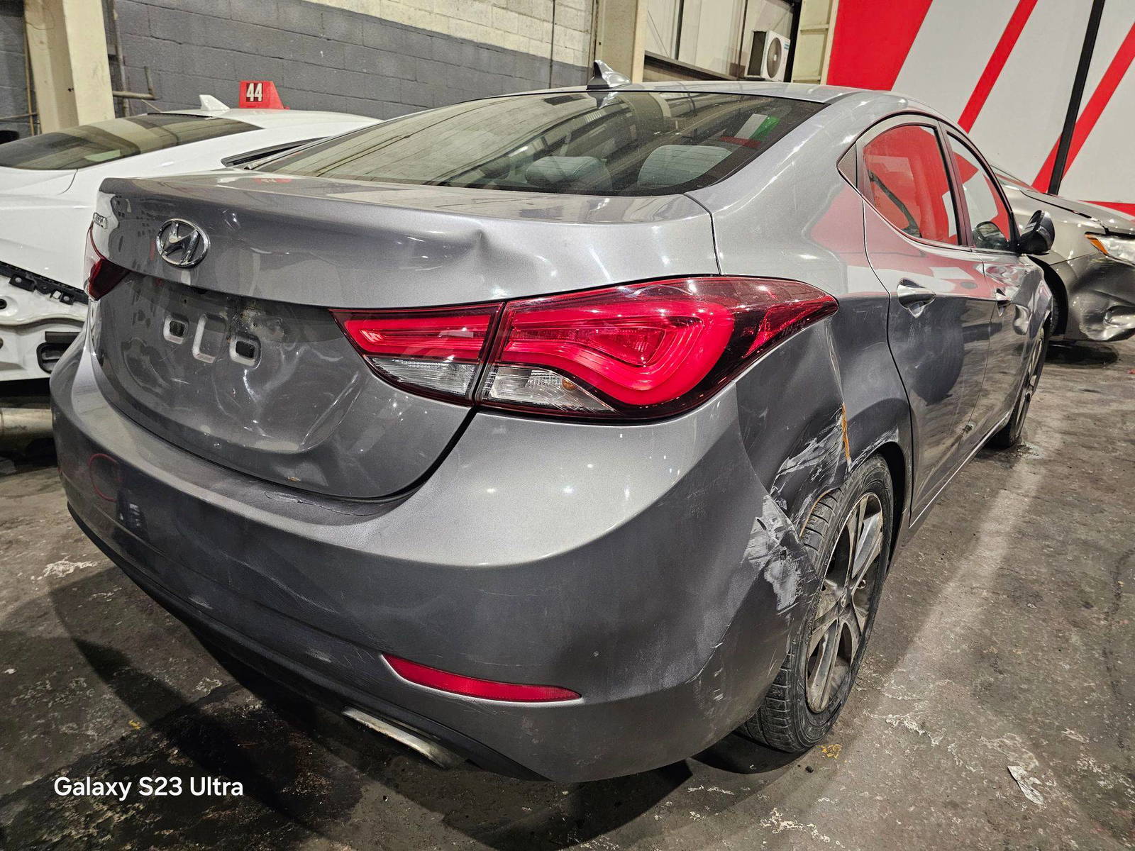 2016 HYUNDAI ELANTRA — 131126 Miles — Lot 94770395 — Main - Marhaba Auctions Used Cars - Image 4