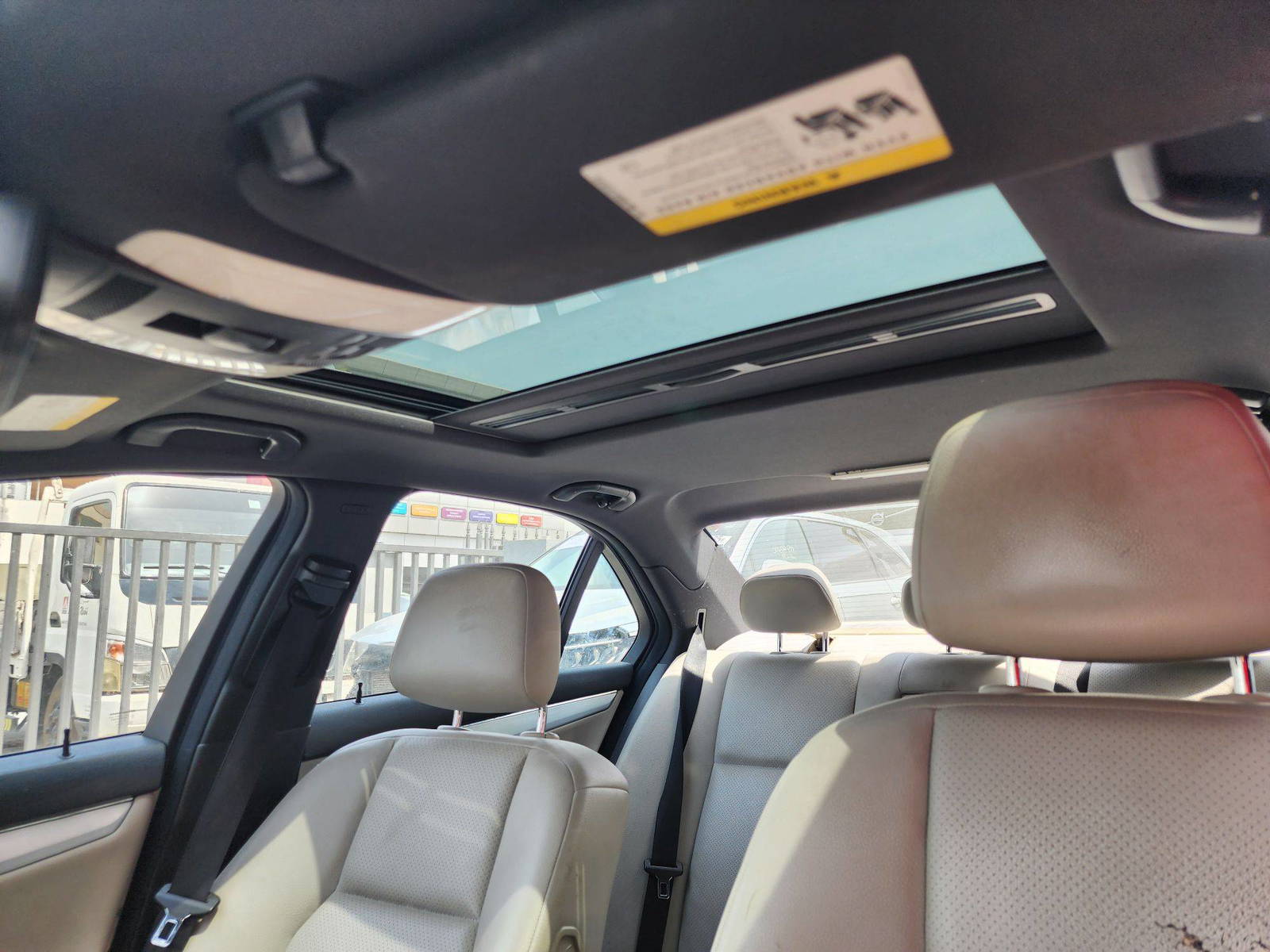 MERCEDES BENZ C300 2011 - Marhaba Auction Used Cars - Image 10