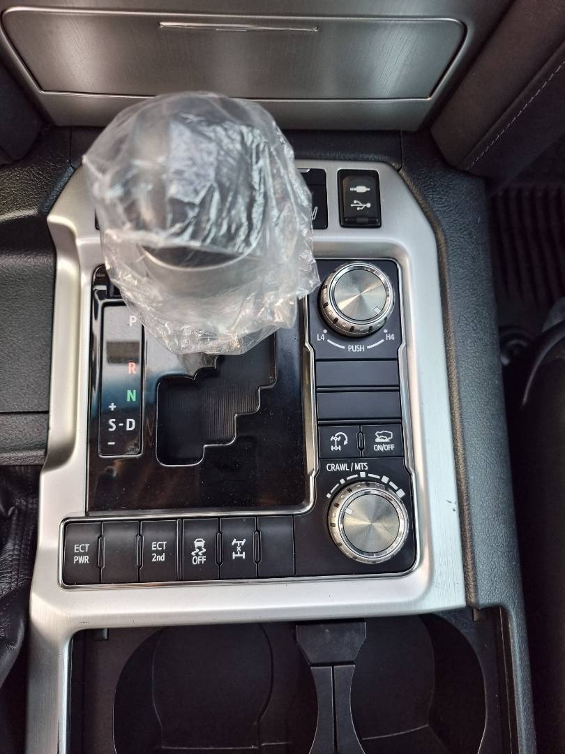 TOYOTA LAND CRUISER 2019 - Marhaba Auction Used Cars - Image 16