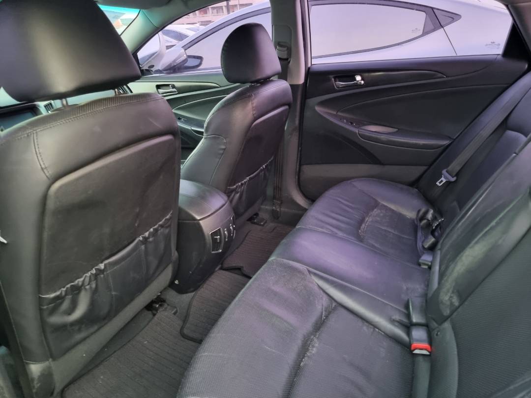 2012 HYUNDAI SONATA — 311927 KM — Lot 470978 — Ind. 12 - Marhaba Auctions Used Cars - Image 8