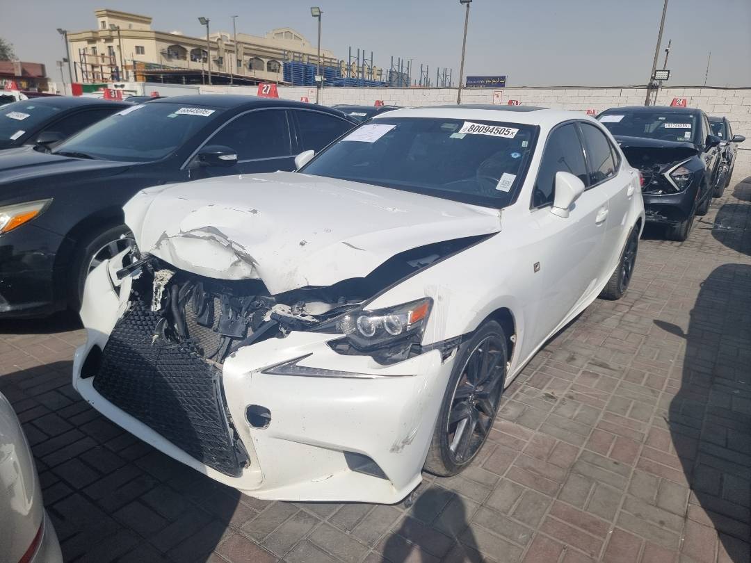 2016 LEXUS IS 200T — 190047 Miles — Lot 033046 — Ind. 12 - Marhaba Auctions Used Cars - Image 5