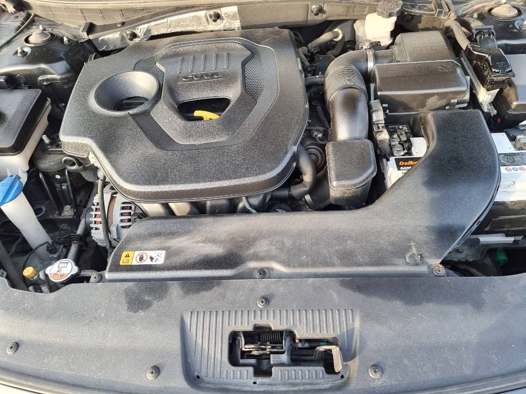 2015 HYUNDAI SONATA — 124749 KM — Lot 125478 — Souq - Marhaba Auctions Used Cars - Image 11