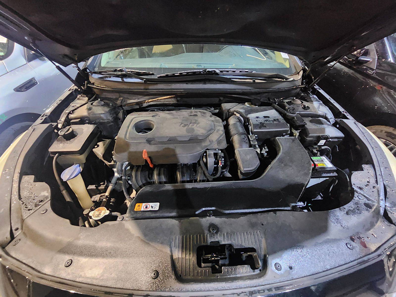 2015 HYUNDAI SONATA — 172254 Miles — Lot 3503756 — Al Quoz - Marhaba Auctions Used Cars - Image 11