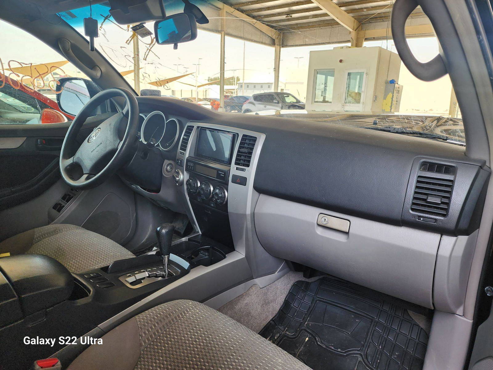 2006 TOYOTA 4RUNNER SR5 — 199466 Miles — Lot 38536850 - Marhaba Auctions Used Cars - Image 7