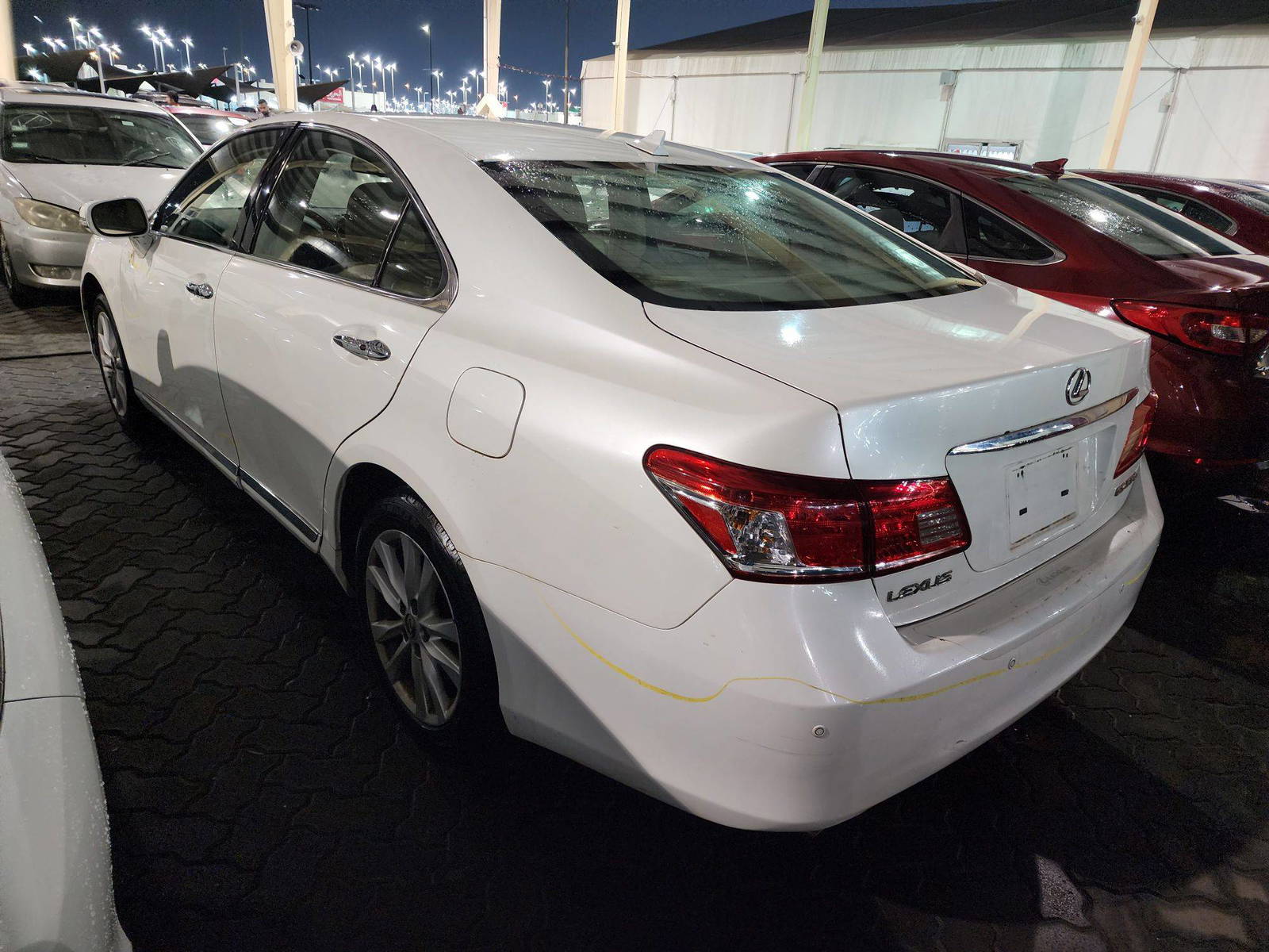 2010 LEXUS ES 350 — 254255 Miles — Lot 37705303 - Marhaba Auctions Used Cars - Image 3