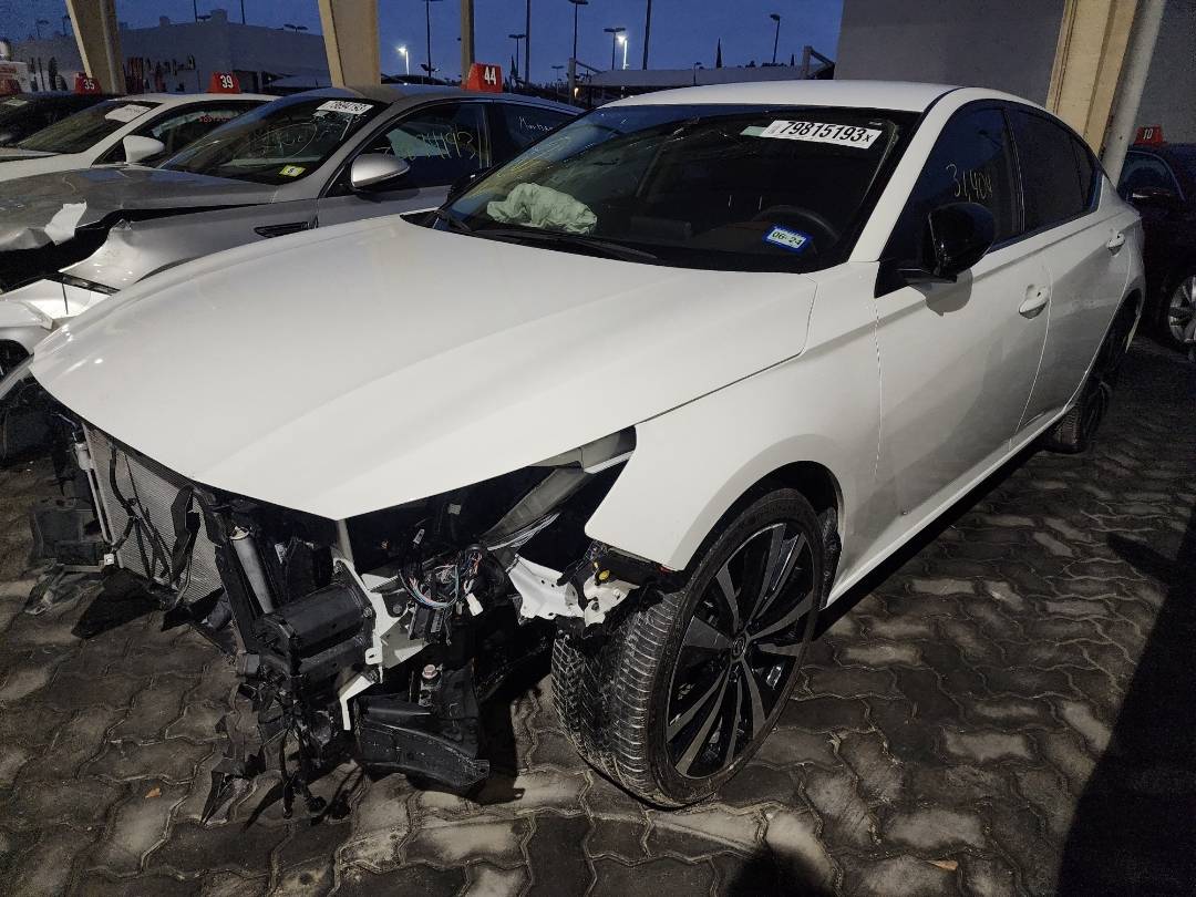 2021 NISSAN ALTIMA — 31404 Miles — Lot 79815193 - Marhaba Auctions Used Cars - Image 4