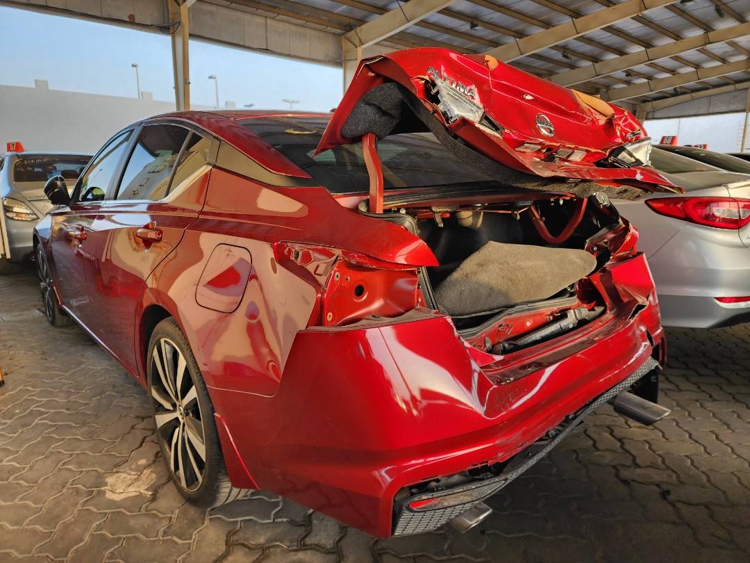 2019 NISSAN ALTIMA — 28348 Miles — Lot 41804734 — Souq - Marhaba Auctions Used Cars - Image 8