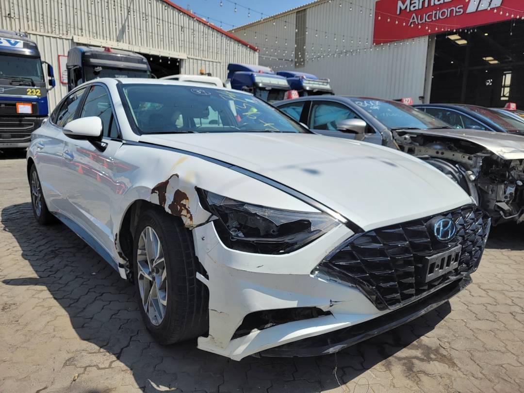 2020 HYUNDAI SONATA — 44016 Miles — Lot H038613 — Main - Marhaba Auctions Used Cars - Image 4