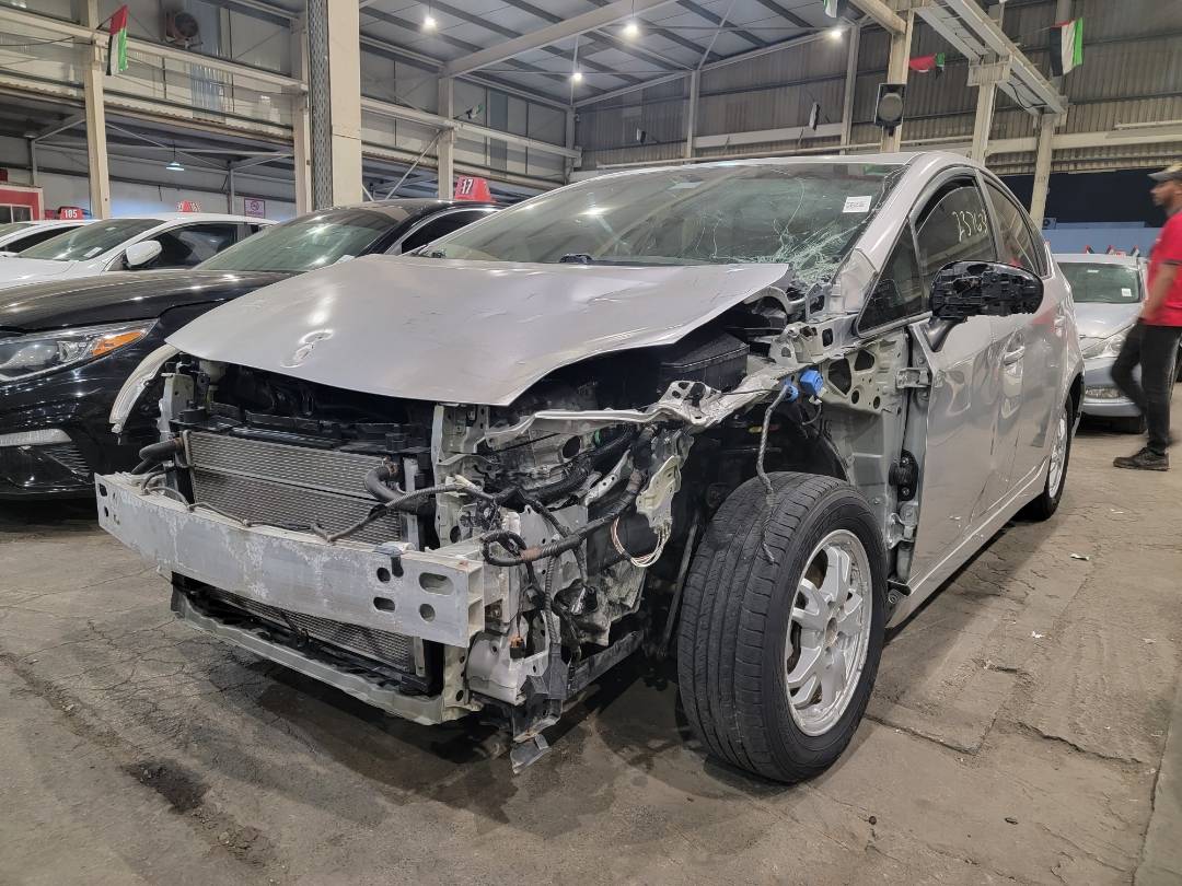 2010 TOYOTA PRIUS — 237637 Miles — Lot 0195197 — Main - Marhaba Auctions Used Cars - Image 5