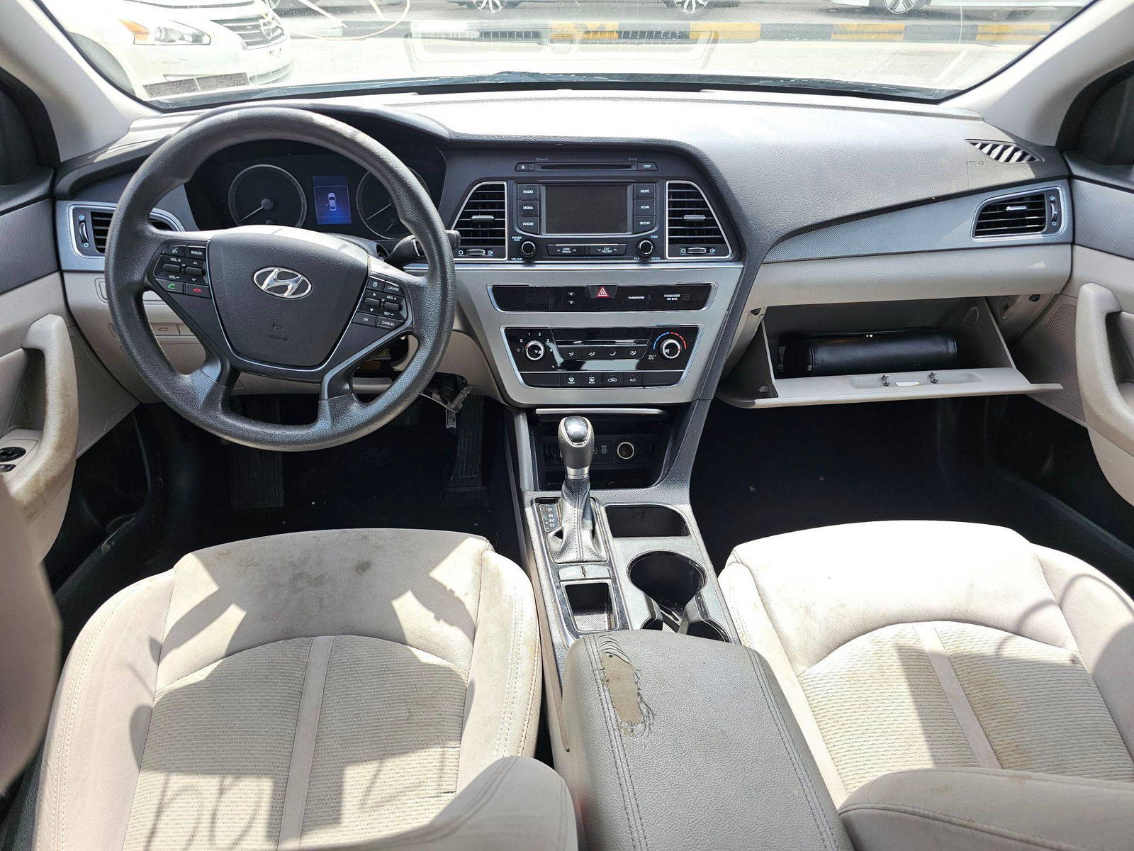 2015 HYUNDAI SONATA — 170760 Miles — Lot FH171999 — Souq - Marhaba Auctions Used Cars - Image 7