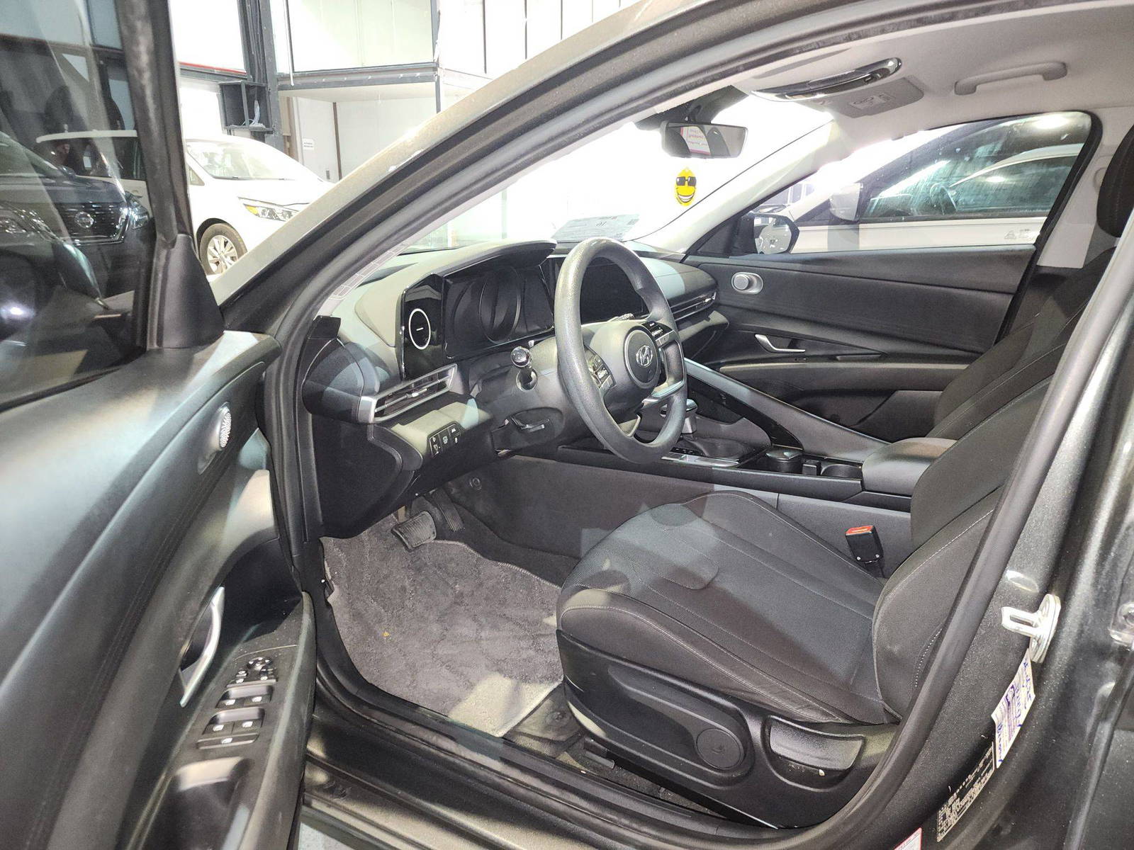2022 HYUNDAI AVANTE — 173448 KM — Lot 018600 — Al Quoz - Marhaba Auctions Used Cars - Image 10