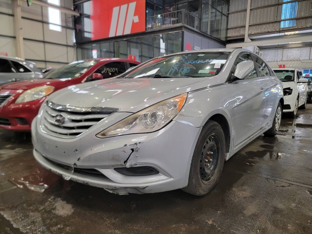 2013 HYUNDAI SONATA — 200855 Miles — Lot 38910706 — Souq - Marhaba Auctions Used Cars - Image 5