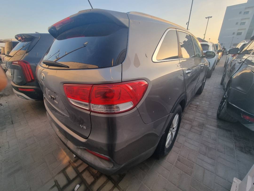 KIA SORENTO 2016 - Marhaba Auction Used Cars - Image 4