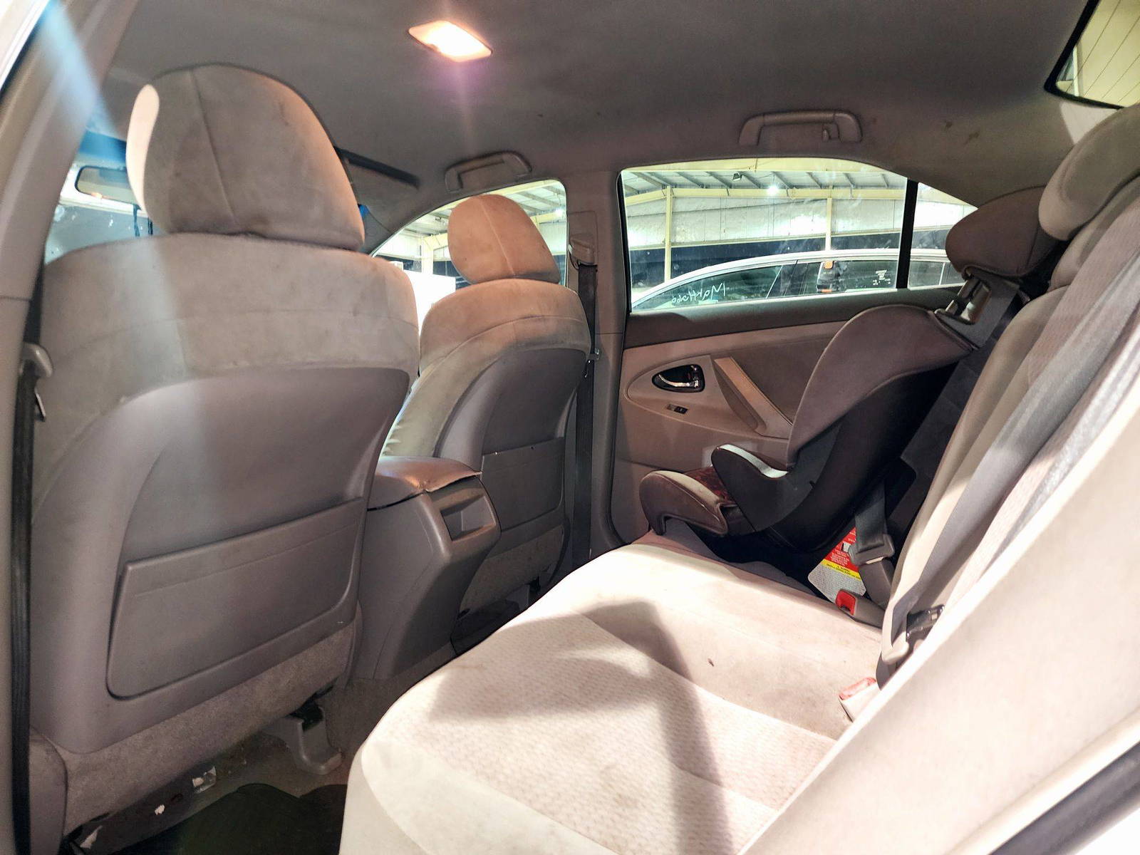 2010 TOYOTA CAMRY — 177709 Miles — Lot 40763975 — Souq - Marhaba Auctions Used Cars - Image 6