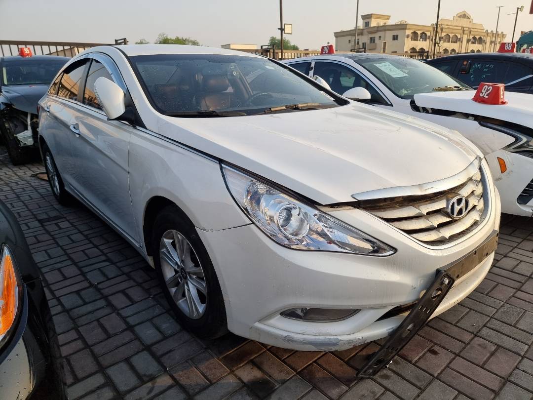 HYUNDAI SONATA 2011 - Marhaba Auction Used Cars - Image 3