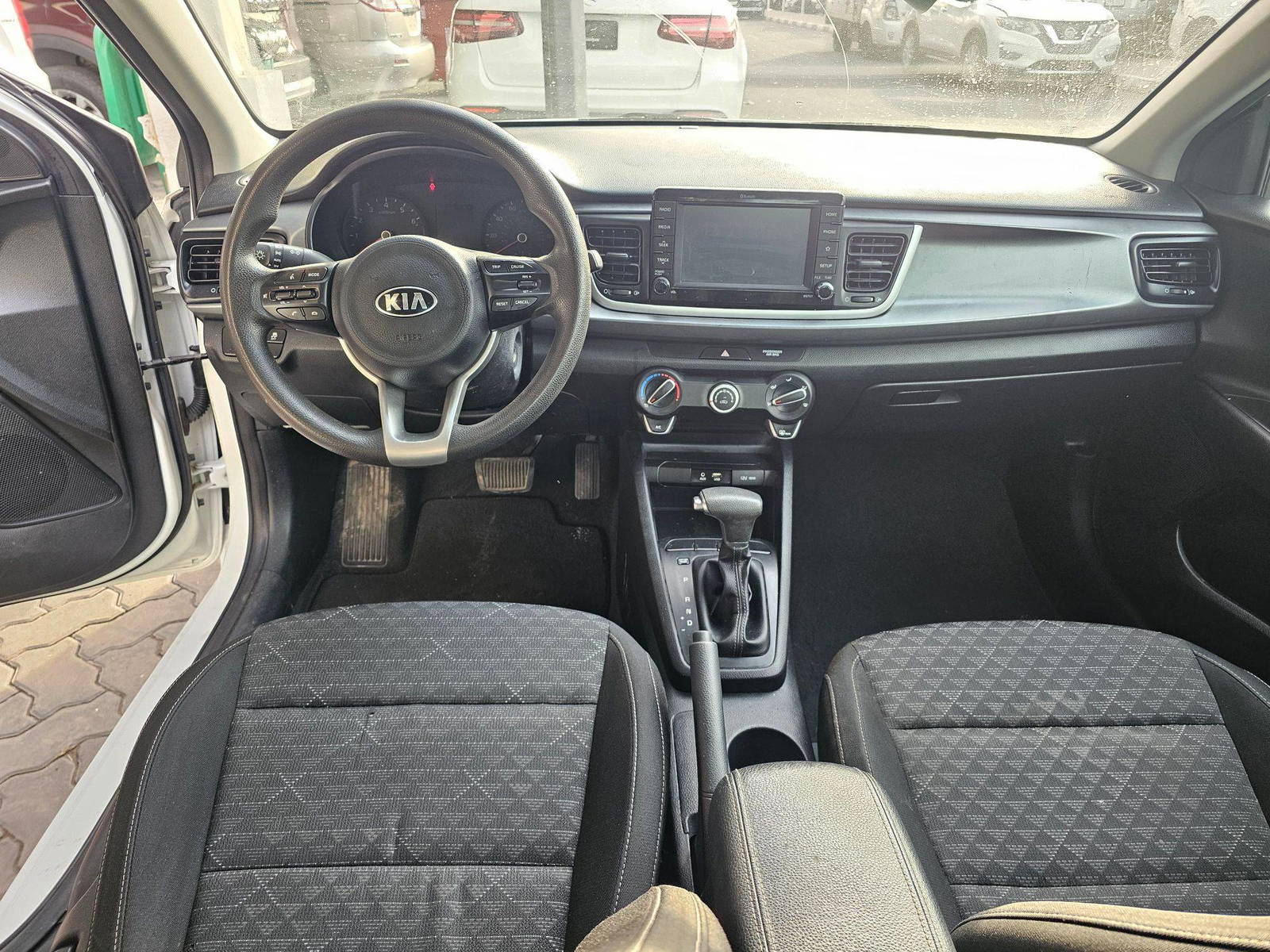 2019 KIA RIO — 129139 Miles — Lot 24ABXKE210024 — Souq - Marhaba Auctions Used Cars - Image 7