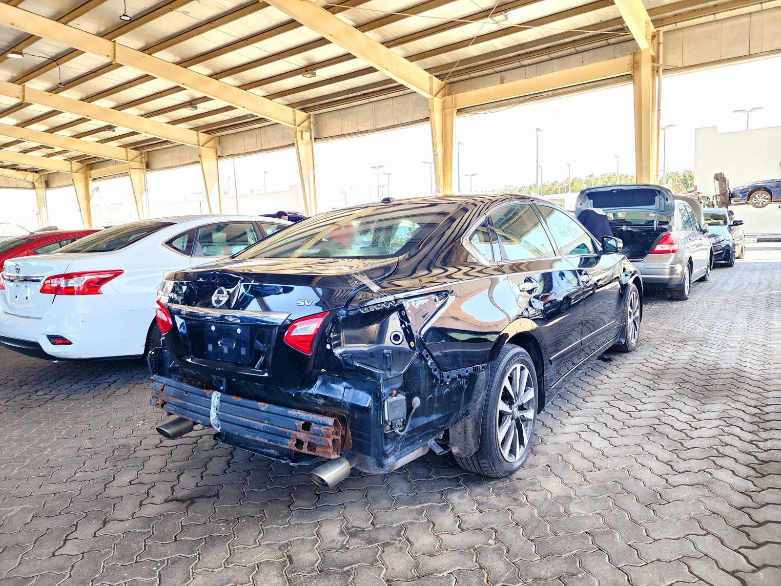2016 NISSAN ALTIMA — 145930 Miles — Lot 71609594 — Souq - Marhaba Auctions Used Cars - Image 4
