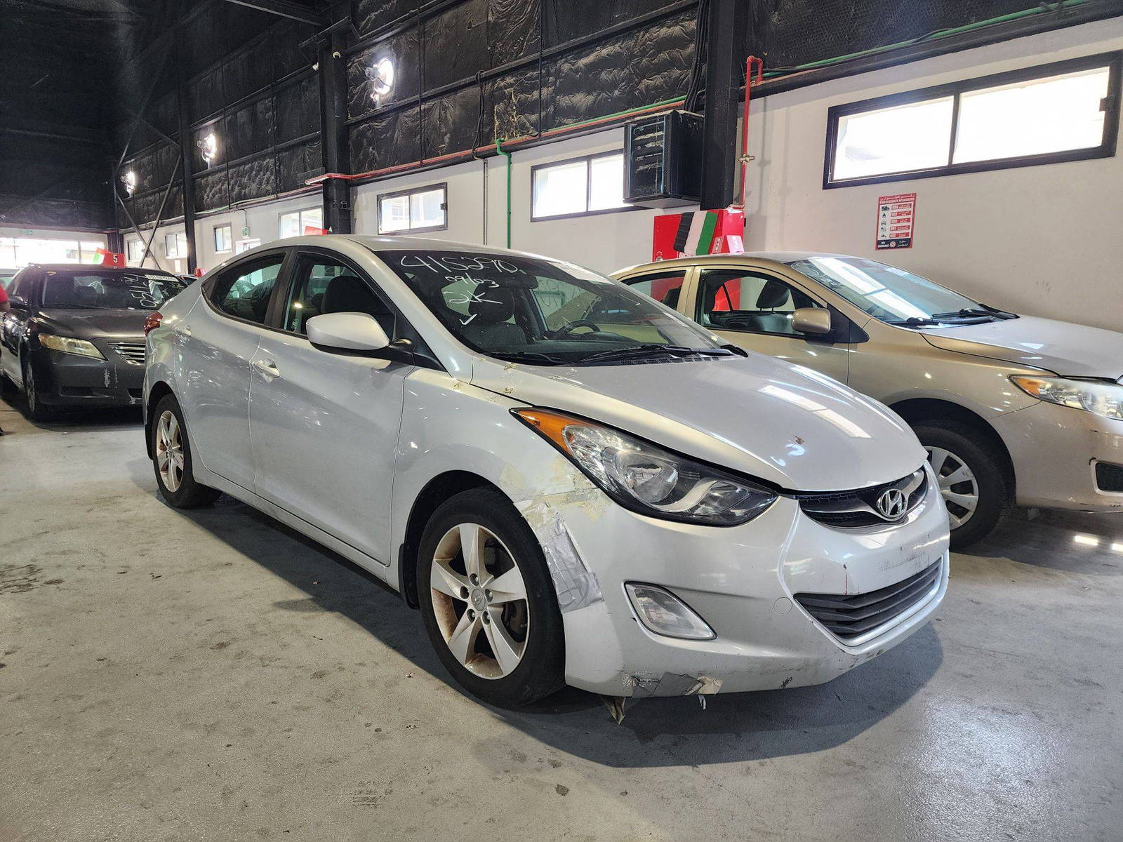 2013 HYUNDAI ELANTRA — 223910 Miles — Lot 15290 — Al Quoz - Marhaba Auctions Used Cars - Image 5