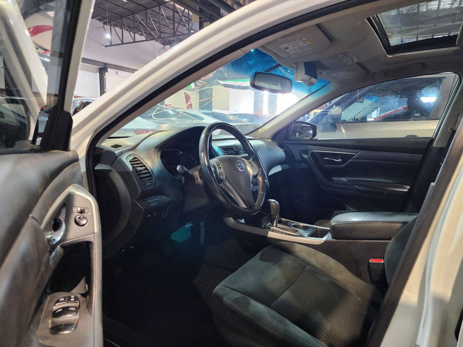 2015 NISSAN ALTIMA — 183412 Miles — Lot 545821 — Ind. 12 - Marhaba Auctions Used Cars - Image 9