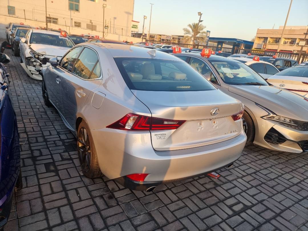 2014 LEXUS IS 250 — 135489 Miles — Lot 5002330 — Ind. 12 - Marhaba Auctions Used Cars - Image 5