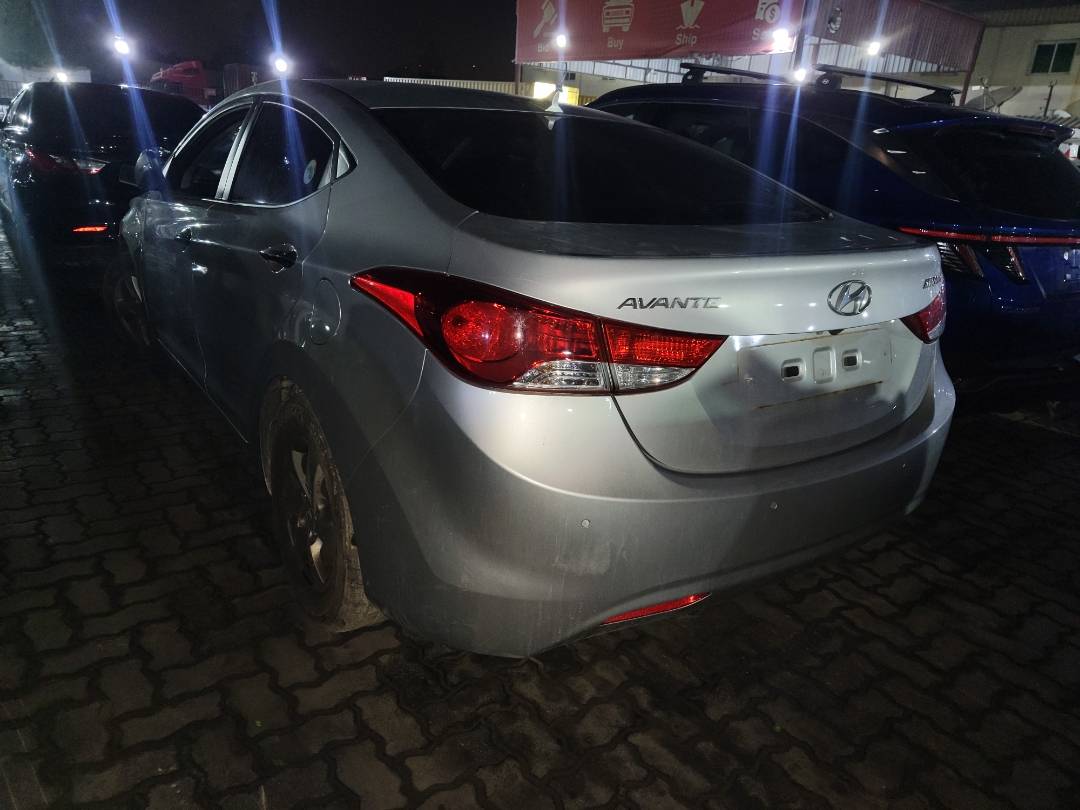 2012 HYUNDAI AVANTE — 126013 KM — Lot CU533026 — Main - Marhaba Auctions Used Cars - Image 4