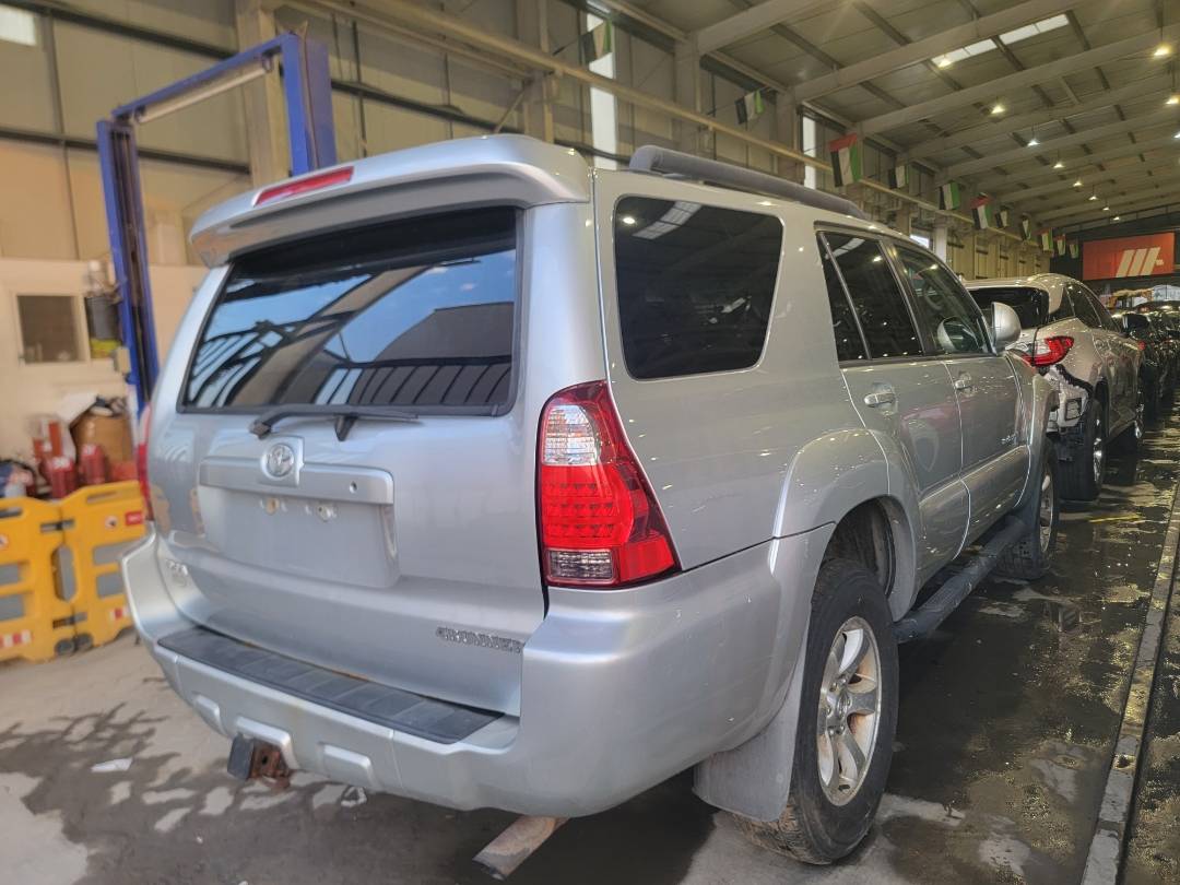 2006 TOYOTA 4RUNNER SR5 — 192886 Miles — Lot 39601564 — Main - Marhaba Auctions Used Cars - Image 3