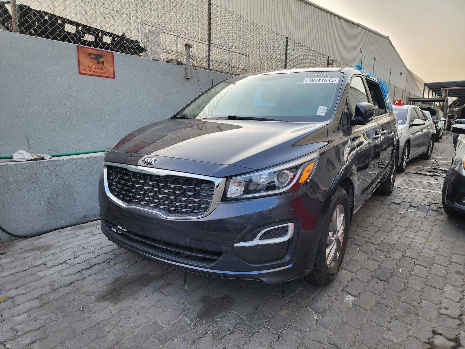 2019 KIA SEDONA — 72195 KM — Lot 48741645 — Main - Marhaba Auctions Used Cars - Image 5