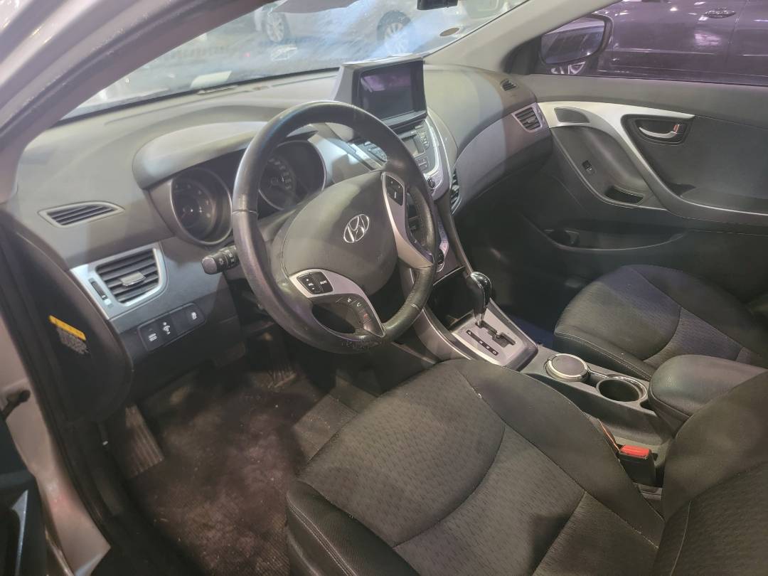 2012 HYUNDAI AVANTE — 132893 KM — Lot U358399 — Main - Marhaba Auctions Used Cars - Image 7