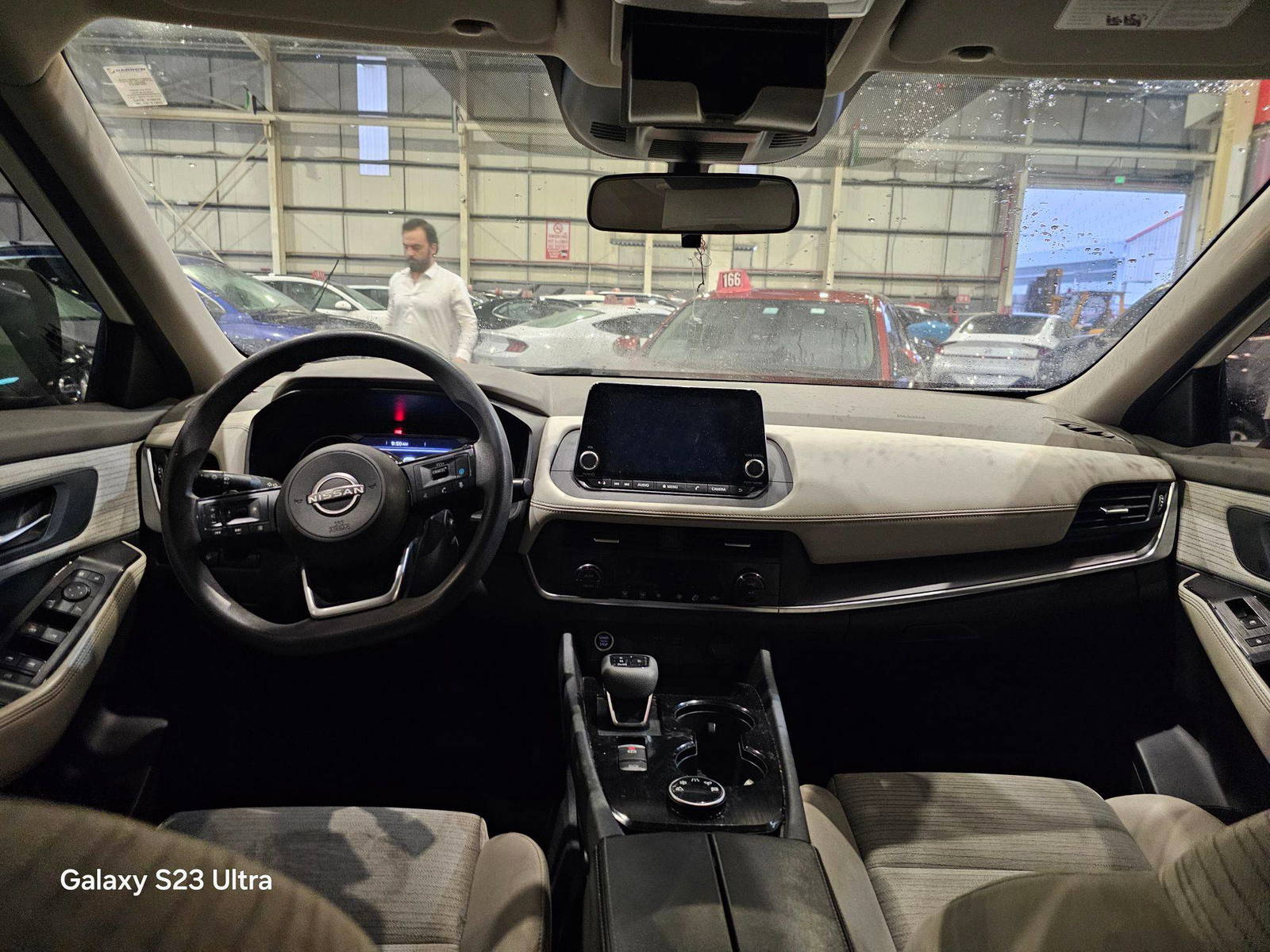 NISSAN ROGUE 2023 - Marhaba Auction Used Cars - Image 8